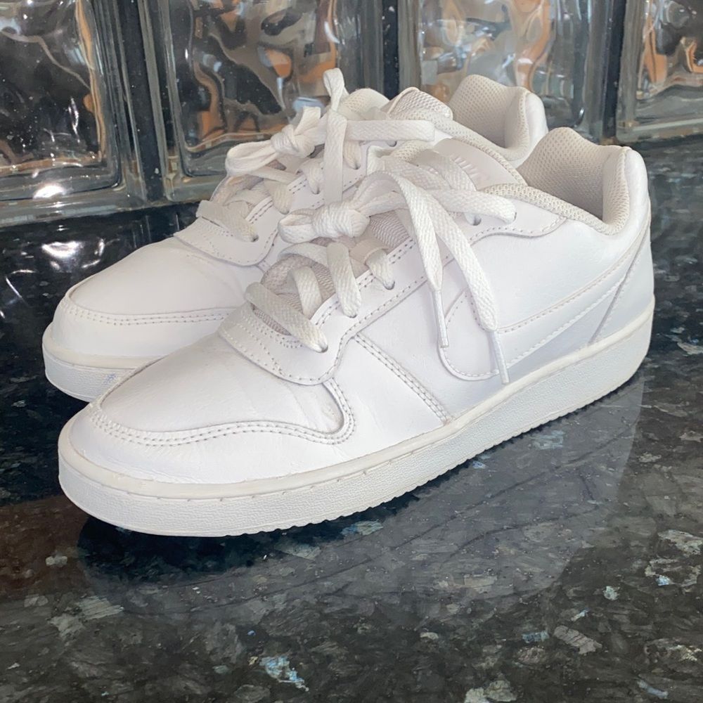 Nike Ebernon Low Casual White Athletic Shoes Sneakers Size 7.5 AQ1779-100